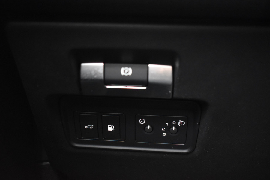 Land Rover Range Rover Evoque P300e AWD HYBRID AUT. SE LEDER/CAMERA/VIRTUAL/TREKHAAK