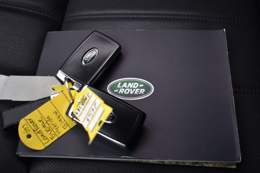 Land Rover Range Rover Evoque P300e AWD HYBRID AUT. SE LEDER/CAMERA/VIRTUAL/TREKHAAK