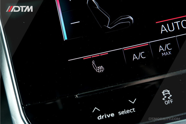 Audi A6 Limousine 50TFSIe Quattro S-Edition | Panoramadak  | Stoelverwarming | Apple Carplay Audi A6 Limousine 50TFSIe Quattro S-Edition | Panoramadak  | Stoelverwarming | Apple Carplay