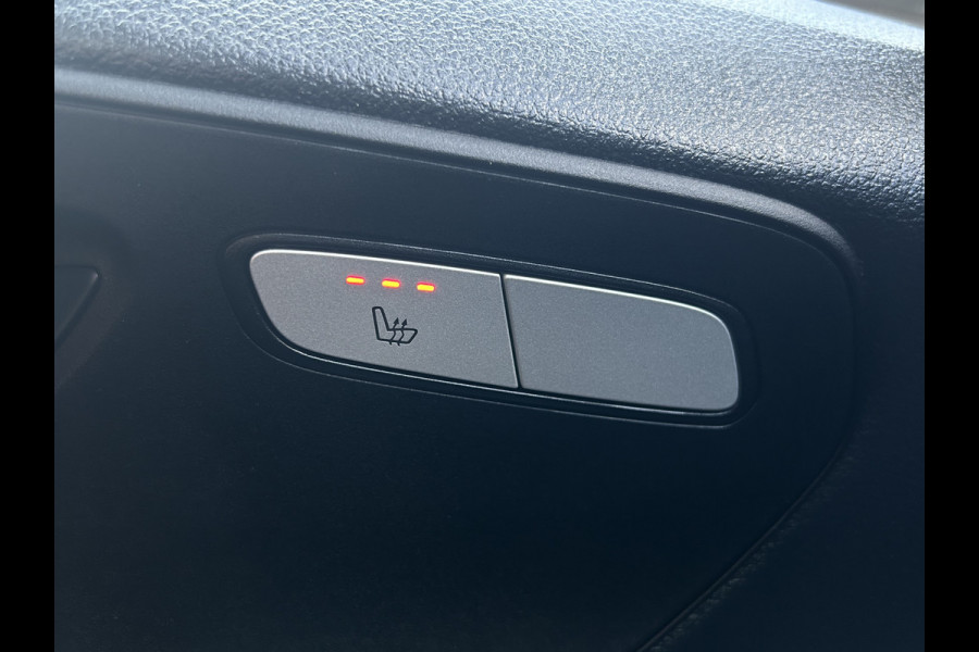 Mercedes-Benz eVito 66 kWh 116 PK BPM VRIJ / 14.706 KM !! / L2H1 / AUTOMAAT / ACHTERKLEP / AIRCO / CRUISE / NAVI / CARPLAY / STOELVERWARMING / 3-ZIT