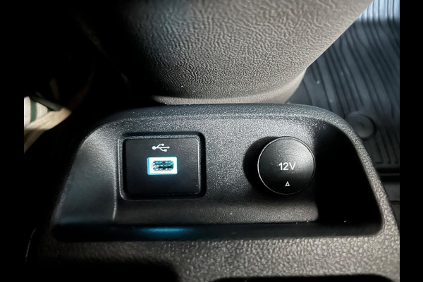 Ford Transit Connect L2H1 1.5 EcoBlue 100pk euro6 Trend, Airco, CruiseControl, Trekhaak, Zilvergrijs metallic, RIJKLAARPRIJS!