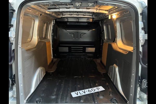 Ford Transit Connect L2H1 1.5 EcoBlue 100pk euro6 Trend, Airco, CruiseControl, Trekhaak, Zilvergrijs metallic, RIJKLAARPRIJS!