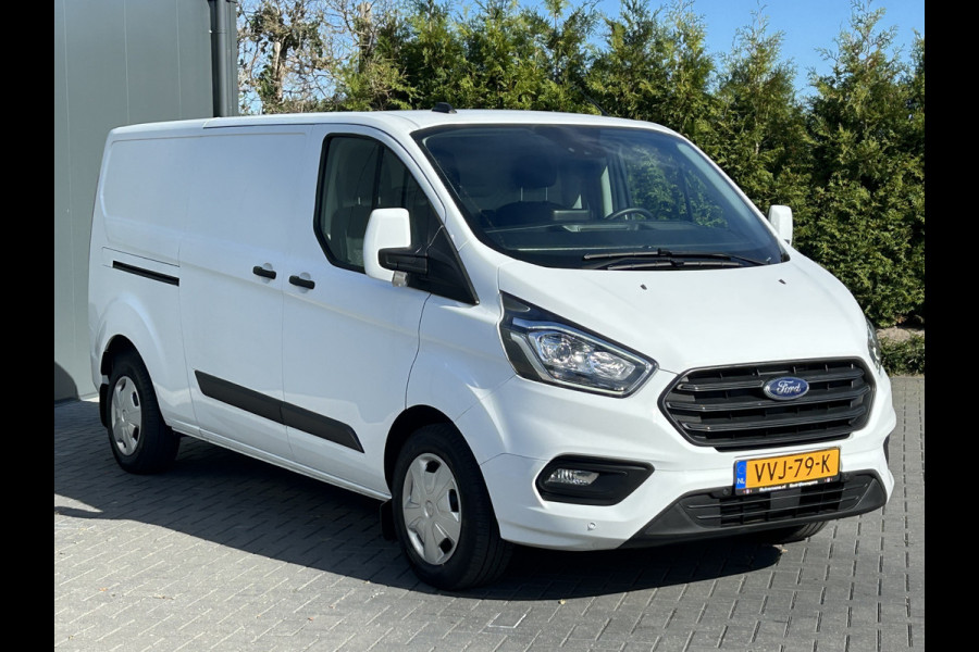 Ford Transit Custom 2.0 TDCI 130 PK AUTOMAAT / L2H1 / 1e EIGENAAR / 44.043 KM !! / AIRCO / ADAPTIVE CRUISE / NAVI / 3-ZITS