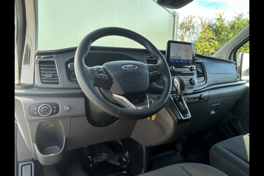 Ford Transit Custom 2.0 TDCI 130 PK AUTOMAAT / L2H1 / 1e EIGENAAR / 44.043 KM !! / AIRCO / ADAPTIVE CRUISE / NAVI / 3-ZITS