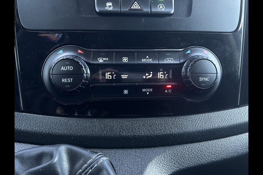 Mercedes-Benz Vito 114 CDI 136 PK / L2H1 / 1e EIG. / 35.924 KM !! / LED / ECC / CRUISE / NAVI / CAMERA / APPLE CARPLAY / PDC