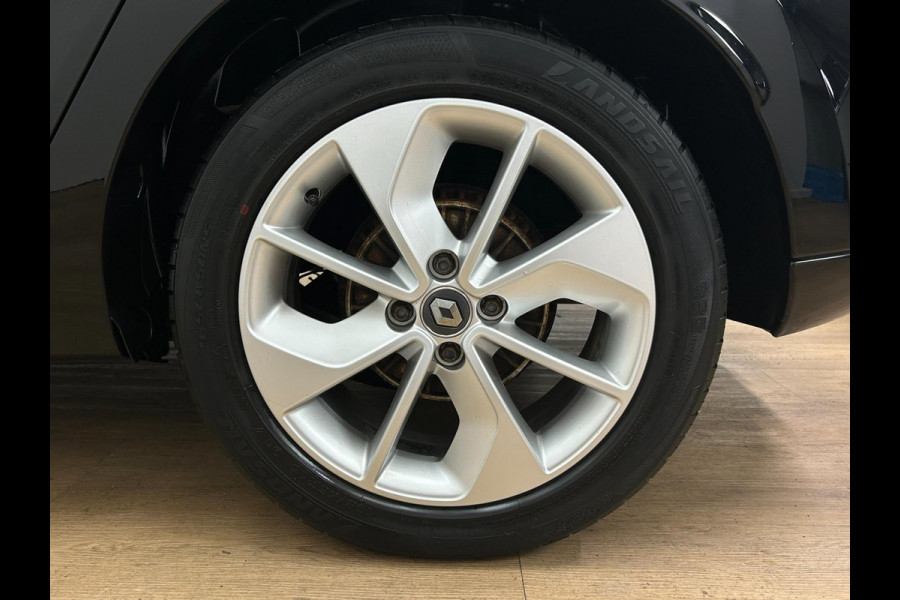 Renault Clio Estate Occasion 0.9 TCe Limited | Zwart | Airco | Tweedehands Renault Clio | Cruisecontrol | Bluetooth