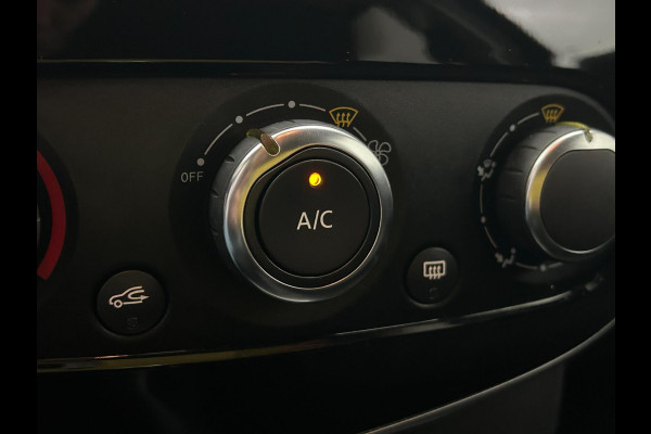 Renault Clio Estate Occasion 0.9 TCe Limited | Zwart | Airco | Tweedehands Renault Clio | Cruisecontrol | Bluetooth