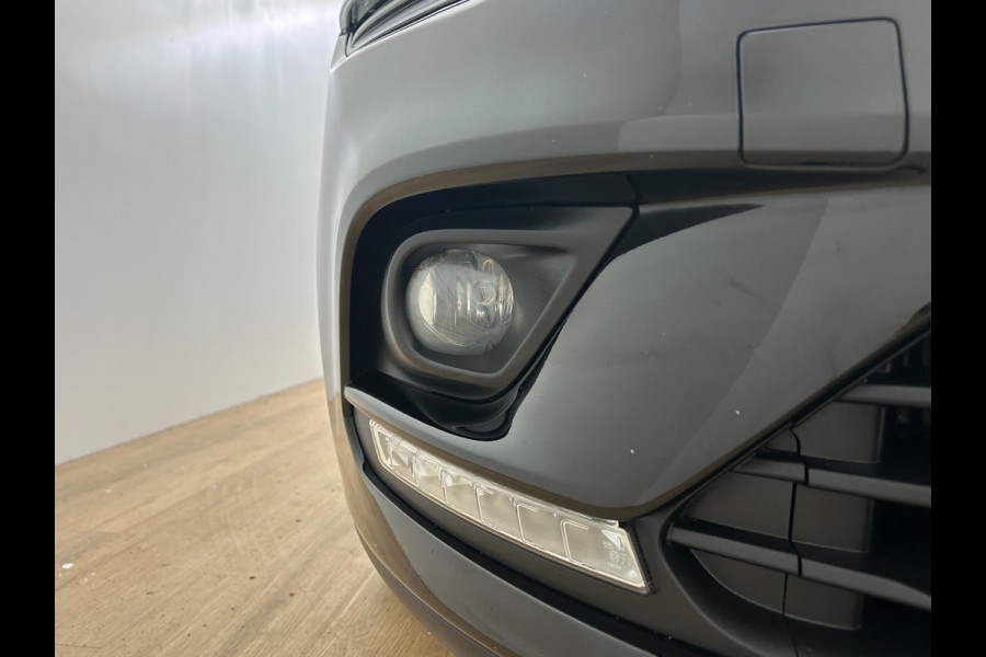 Renault Clio Estate Occasion 0.9 TCe Limited | Zwart | Airco | Tweedehands Renault Clio | Cruisecontrol | Bluetooth