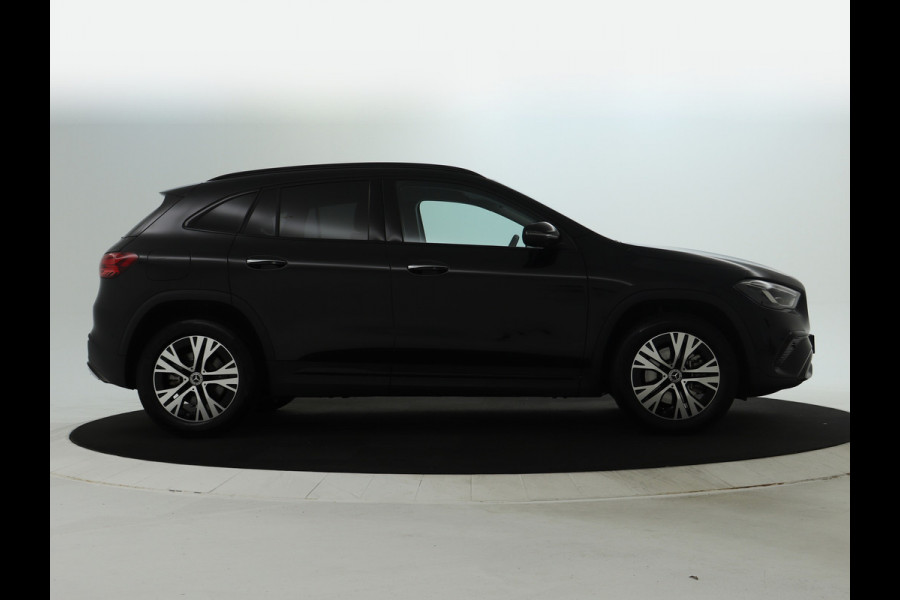 Mercedes-Benz GLA 250 e Plug-In Hybride Edition Progressive Line | Night Pakket | Multibeam Koplampen | Distronic | 11 kW Laden | Stuur en Stoelverwarming. Inclusief 24 maanden MB Certified garantie voor Europa.