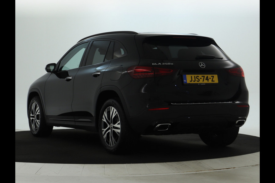 Mercedes-Benz GLA 250 e Plug-In Hybride Edition Progressive Line | Night Pakket | Multibeam Koplampen | Distronic | 11 kW Laden | Stuur en Stoelverwarming. Inclusief 24 maanden MB Certified garantie voor Europa.