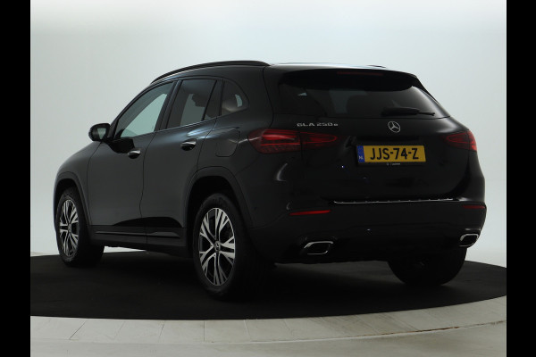 Mercedes-Benz GLA 250 e Plug-In Hybride Edition Progressive Line | Night Pakket | Multibeam Koplampen | Distronic | 11 kW Laden | Stuur en Stoelverwarming. Inclusief 24 maanden MB Certified garantie voor Europa.