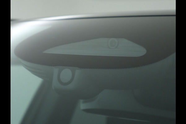 Mercedes-Benz GLA 250 e Plug-In Hybride Edition Progressive Line | Night Pakket | Multibeam Koplampen | Distronic | 11 kW Laden | Stuur en Stoelverwarming. Inclusief 24 maanden MB Certified garantie voor Europa.