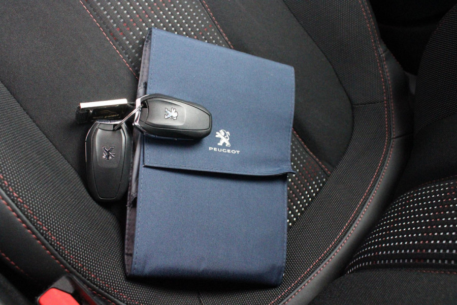 Peugeot 308 1.2 130PK GT-LINE | MASSAGE STOELEN | NAVIGATIE | APPLE CARPLAY/ANDROID AUTO | 17" LICHTMETALEN VELGEN | ALL SEASON BANDEN | FULL LED KOPLAMPEN | DAB+ RADIO | CLIMATE CONTROL | STOEL VERWARMING | CRUISE CONTROL | KEYLESS ENTRY/START | DODEHOEK BEWAKING | ACHTERUITRIJ CAMERA | PARKEERSENSOREN VOOR EN ACHTER |