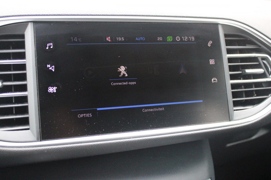 Peugeot 308 1.2 130PK GT-LINE | MASSAGE STOELEN | NAVIGATIE | APPLE CARPLAY/ANDROID AUTO | 17" LICHTMETALEN VELGEN | ALL SEASON BANDEN | FULL LED KOPLAMPEN | DAB+ RADIO | CLIMATE CONTROL | STOEL VERWARMING | CRUISE CONTROL | KEYLESS ENTRY/START | DODEHOEK BEWAKING | ACHTERUITRIJ CAMERA | PARKEERSENSOREN VOOR EN ACHTER |