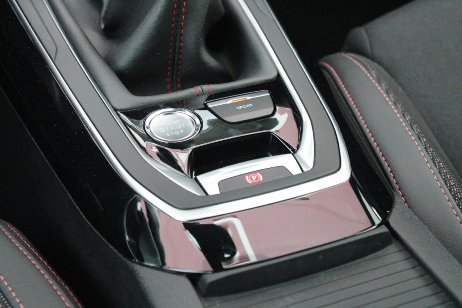 Peugeot 308 1.2 130PK GT-LINE | MASSAGE STOELEN | NAVIGATIE | APPLE CARPLAY/ANDROID AUTO | 17" LICHTMETALEN VELGEN | ALL SEASON BANDEN | FULL LED KOPLAMPEN | DAB+ RADIO | CLIMATE CONTROL | STOEL VERWARMING | CRUISE CONTROL | KEYLESS ENTRY/START | DODEHOEK BEWAKING | ACHTERUITRIJ CAMERA | PARKEERSENSOREN VOOR EN ACHTER |