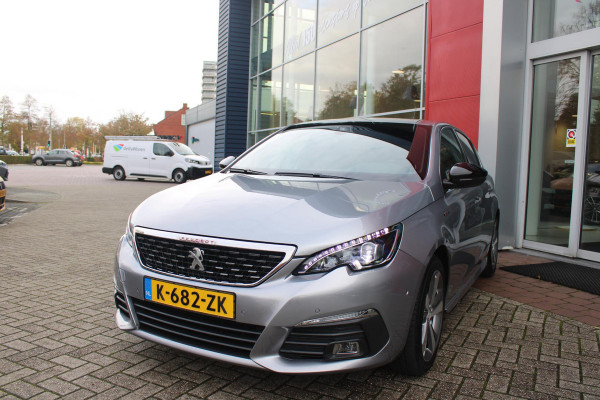 Peugeot 308 1.2 130PK GT-LINE | MASSAGE STOELEN | NAVIGATIE | APPLE CARPLAY/ANDROID AUTO | 17" LICHTMETALEN VELGEN | ALL SEASON BANDEN | FULL LED KOPLAMPEN | DAB+ RADIO | CLIMATE CONTROL | STOEL VERWARMING | CRUISE CONTROL | KEYLESS ENTRY/START | DODEHOEK BEWAKING | ACHTERUITRIJ CAMERA | PARKEERSENSOREN VOOR EN ACHTER |