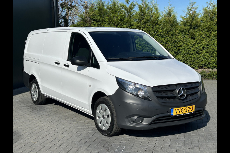 Mercedes-Benz Vito 110 CDI 102 PK RWD / L2H1 / 1e EIGENAAR / TREKHAAK / 50.667 KM !! / AIRCO / CRUISE / BLUETOOTH