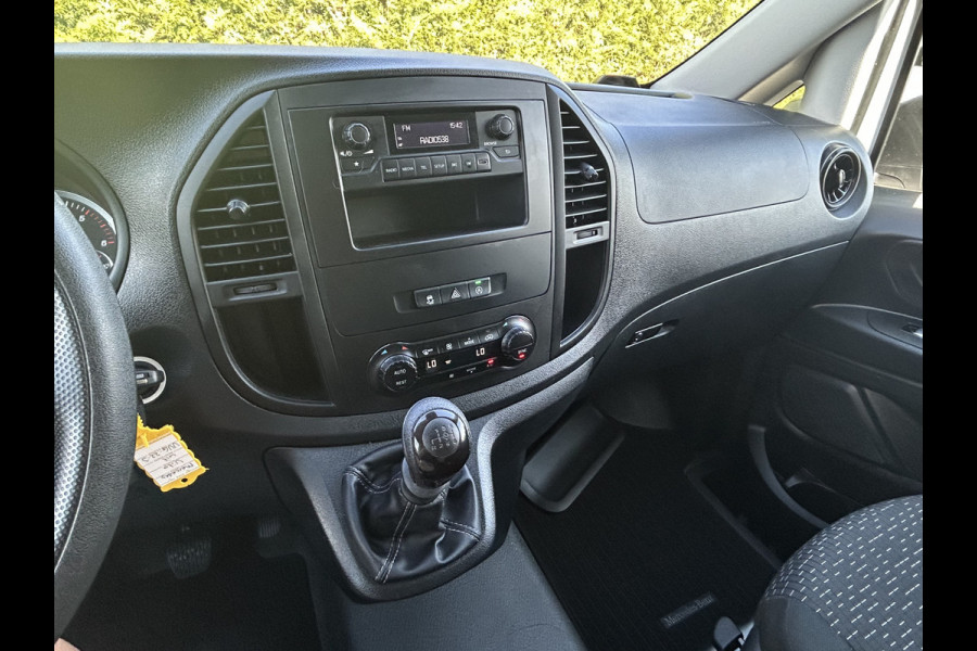 Mercedes-Benz Vito 110 CDI 102 PK RWD / L2H1 / 1e EIGENAAR / TREKHAAK / 50.667 KM !! / AIRCO / CRUISE / BLUETOOTH