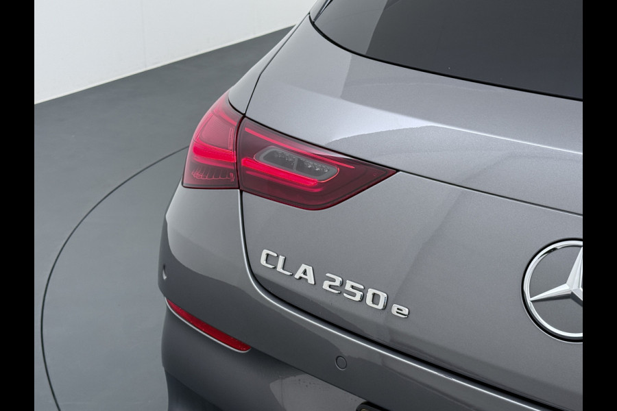 Mercedes-Benz CLA-Klasse Shooting Brake 250 e AMG line | Pano Memory Keyless HUD Multibeam 360 Camera