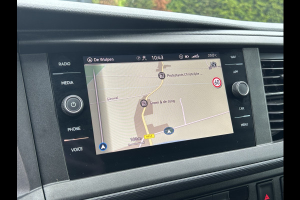 Volkswagen Transporter 2.0 TDI 150 PK AUTOMAAT DSG COMFORTLINE EXE / L2H1 / 1e EIG. / 24.504KM !! / AIRCO / CRUISE / NAVI / APPLE CARPLAY / 3 - ZITS