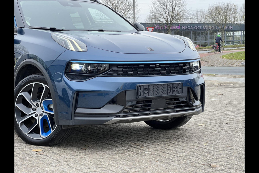 Lynk & Co 01 1.5 261 pk | PHEV | 360 Camera | Adaptieve Cruise | Elek. Achterklep | Panorama dak | Stoelverwarming | 1.800kg Trekgewicht