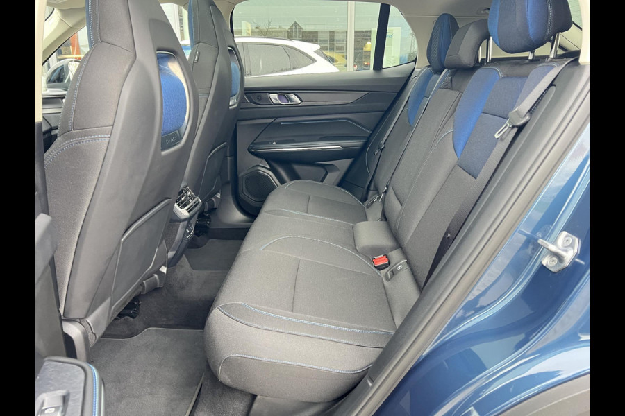 Lynk & Co 01 1.5 261 pk | PHEV | 360 Camera | Adaptieve Cruise | Elek. Achterklep | Panorama dak | Stoelverwarming | 1.800kg Trekgewicht