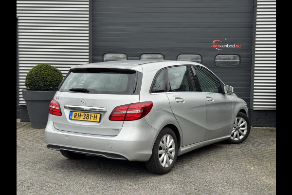 Mercedes-Benz B-Klasse 180 d Business Solution | Navigatie | Camera | Stoelverwarming | LED | Lichtmetalen Velgen | Mercedes-Benz B-Klasse 180 d Business Solution | Navigatie | Camera | Stoelverwarming | LED | Lichtmetalen Velgen |