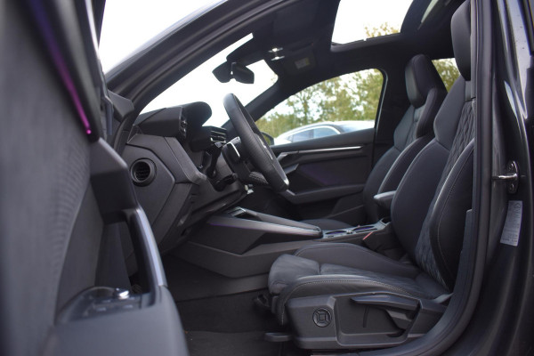 Audi A3 Sportback 35 TFSI S edition S-Line Pano Lane Kuip ACC Camera Audi A3 Sportback 35 TFSI S edition S-Line Pano Lane Kuip ACC Camera