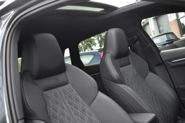 Audi A3 Sportback 35 TFSI S edition S-Line Pano Lane Kuip ACC Camera Audi A3 Sportback 35 TFSI S edition S-Line Pano Lane Kuip ACC Camera