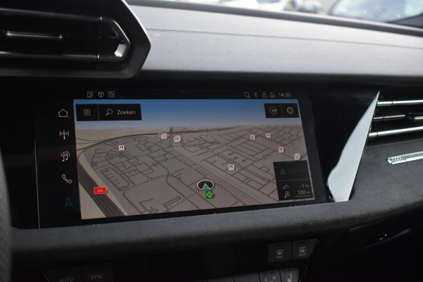 Audi A3 Sportback 35 TFSI S edition S-Line Pano Lane Kuip ACC Camera Audi A3 Sportback 35 TFSI S edition S-Line Pano Lane Kuip ACC Camera