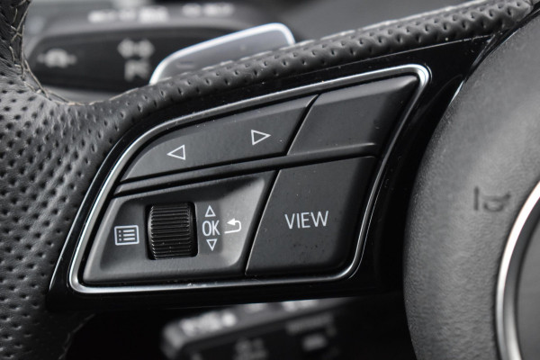 Audi A3 Sportback 35 TFSI S edition S-Line Pano Lane Kuip ACC Camera Audi A3 Sportback 35 TFSI S edition S-Line Pano Lane Kuip ACC Camera