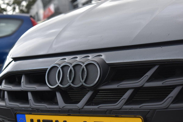 Audi A3 Sportback 35 TFSI S edition S-Line Pano Lane Kuip ACC Camera Audi A3 Sportback 35 TFSI S edition S-Line Pano Lane Kuip ACC Camera