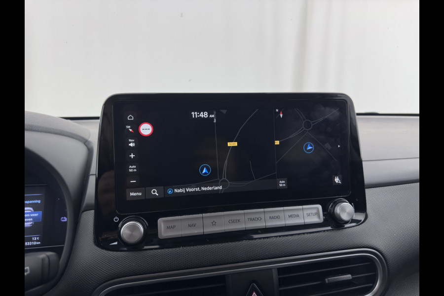 Hyundai Kona EV Premium 64 kWh {SOH-100%} [ 3-Fase ] (INCL-BTW) *LEATHER | KRELL-AUDIO | HEAD-UP | FULL-LED | NAVI-FULLMAP | DAB | ADAPT.CRUISE | KEYLESS | CAMERA | BLIND-SPOT | LANE-ASSIST | DIGI-COCKPIT | COMFORT-SEATS | 17''ALU*