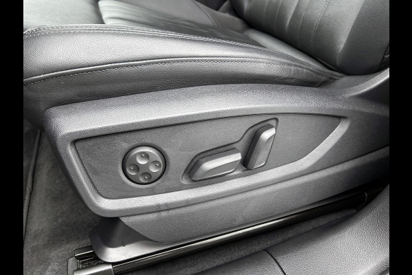 Audi Q5 55 TFSI e S-Line edition Competition(Dealer OndH, Navi, Carplay, Digi Dash, StoelV, Adapt Cruise, Parkeersensoren, Etc) Audi Q5 55 TFSI e S-Line edition Competition(Dealer OndH, Navi, Carplay, Digi Dash, StoelV, Adapt Cruise, Parkeersensoren, Etc)