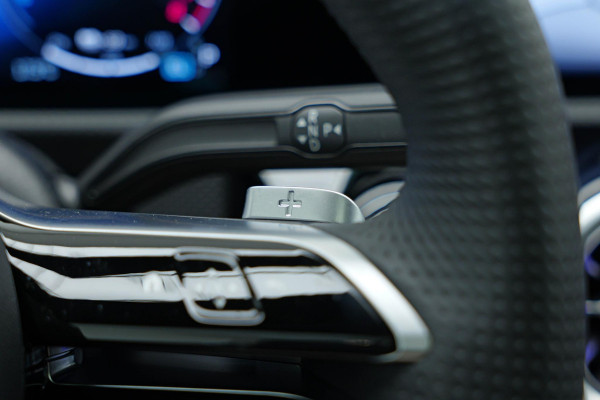 Mercedes-Benz A-Klasse A250 e AMG Line |Pano|ALPINEGRAU|Ambient|Dodehoek|