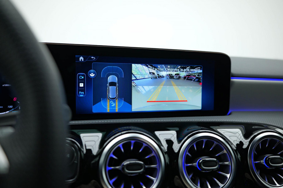 Mercedes-Benz A-Klasse A250 e AMG Line |Pano|ALPINEGRAU|Ambient|Dodehoek|