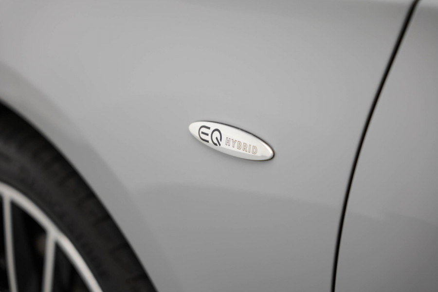 Mercedes-Benz A-Klasse A250 e AMG Line |Pano|ALPINEGRAU|Ambient|Dodehoek|