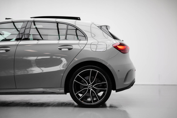 Mercedes-Benz A-Klasse A250 e AMG Line |Pano|ALPINEGRAU|Ambient|Dodehoek|