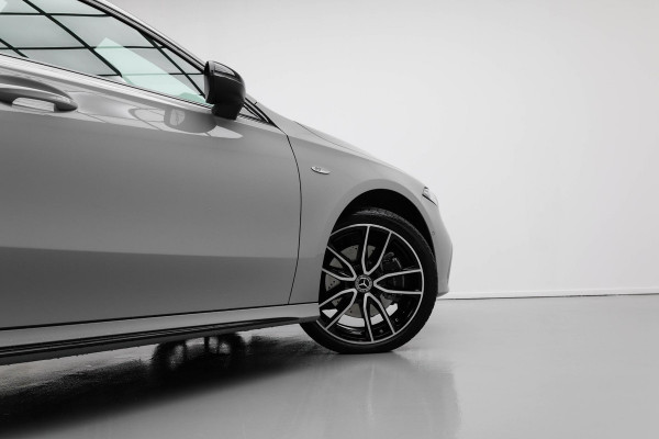 Mercedes-Benz A-Klasse A250 e AMG Line |Pano|ALPINEGRAU|Ambient|Dodehoek|