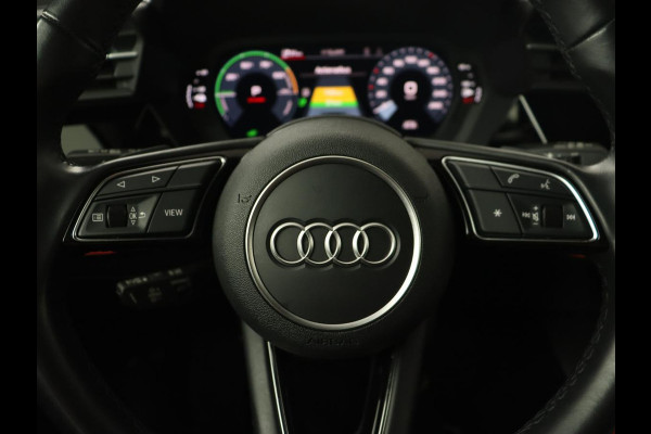 Audi A3 45 TFSI e S Line | Stoelverwarming | Camera | Sfeerverlichting | Virtual Cockpit | Carplay | Navigatie | Sportstoelen | 18'' | Climate control | PHEV | Plug In Audi A3 45 TFSI e S Line | Stoelverwarming | Camera | Sfeerverlichting | Virtual Cockpit | Carplay | Navigatie | Sportstoelen | 18'' | Climate control | PHEV | Plug In