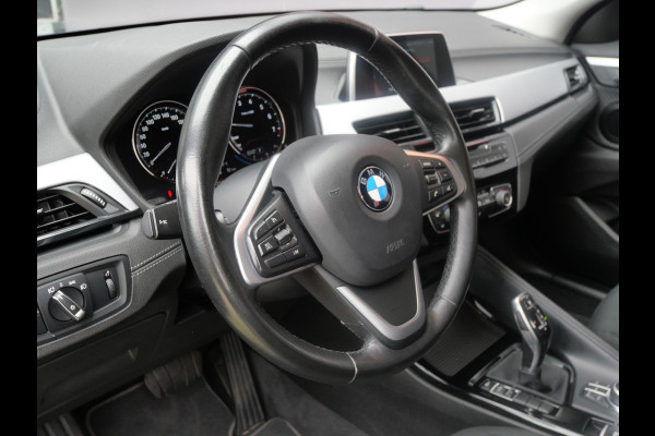BMW X2 sDrive18i EXECUTIVE | AUTOMAAT | LED | ELEK KLEP | NAVIGATIE | NL-AUTO!! BMW X2 sDrive18i EXECUTIVE | AUTOMAAT | LED | ELEK KLEP | NAVIGATIE | NL-AUTO!!