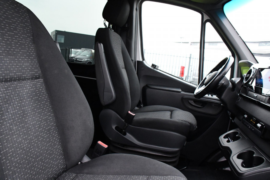 Mercedes-Benz Sprinter 319 V6 3.0 CDI L3H2 DC PB Edition Full options, Adaptieve Cruise, 360 Camera, 10,5'' Mbux, LED, Automaat, BPM Vrij!