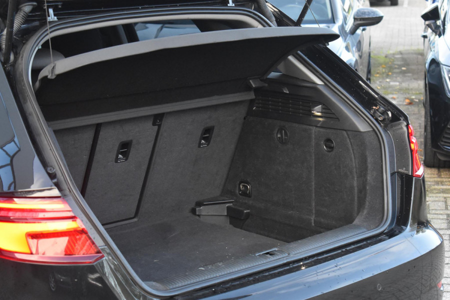 Audi A3 Sportback 1.4 TFSI CoD Sport S Line Edition Virtual Lane ACC Audi A3 Sportback 1.4 TFSI CoD Sport S Line Edition Virtual Lane ACC