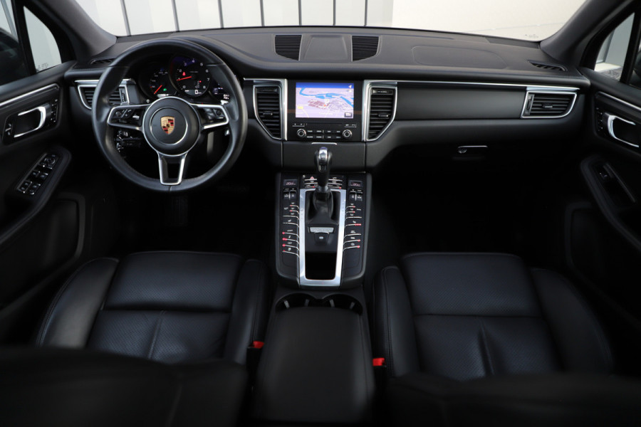 Porsche Macan 2.0 | 252PK | Luchtvering (PASM) | Pano | 14-Weg Comfortstoelen | Memory | Bose | Matrix-led | Stoelverw. | Trekhaak | Dealer on