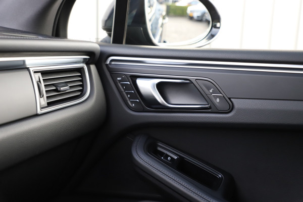Porsche Macan 2.0 | 252PK | Luchtvering (PASM) | Pano | 14-Weg Comfortstoelen | Memory | Bose | Matrix-led | Stoelverw. | Trekhaak | Dealer on