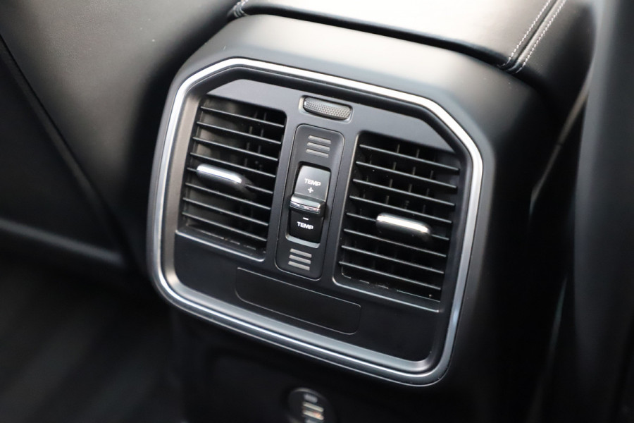 Porsche Macan 2.0 | 252PK | Luchtvering (PASM) | Pano | 14-Weg Comfortstoelen | Memory | Bose | Matrix-led | Stoelverw. | Trekhaak | Dealer on