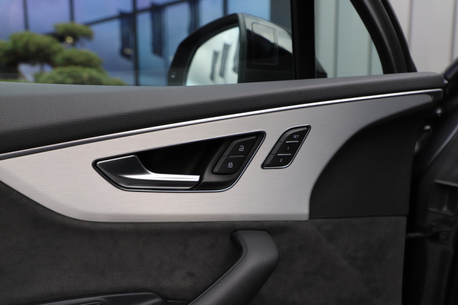 Audi Q7 55 TFSI e quattro S-line | 394PK | Luchtvering | Keyless-go | Sfeerverlichting | Memory | Bose | Pano | Leder | ACC | Standkache Audi Q7 55 TFSI e quattro S-line | 394PK | Luchtvering | Keyless-go | Sfeerverlichting | Memory | Bose | Pano | Leder | ACC | Standkache