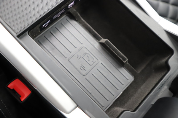 Audi Q7 55 TFSI e quattro S-line | 394PK | Luchtvering | Keyless-go | Sfeerverlichting | Memory | Bose | Pano | Leder | ACC | Standkache Audi Q7 55 TFSI e quattro S-line | 394PK | Luchtvering | Keyless-go | Sfeerverlichting | Memory | Bose | Pano | Leder | ACC | Standkache