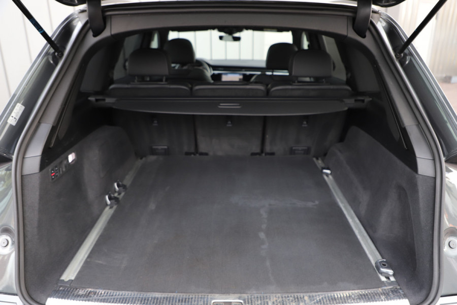 Audi Q7 55 TFSI e quattro S-line | 394PK | Luchtvering | Keyless-go | Sfeerverlichting | Memory | Bose | Pano | Leder | ACC | Standkache Audi Q7 55 TFSI e quattro S-line | 394PK | Luchtvering | Keyless-go | Sfeerverlichting | Memory | Bose | Pano | Leder | ACC | Standkache