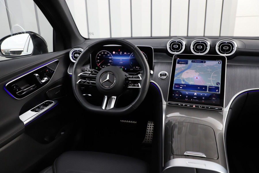 Mercedes-Benz GLC 400e AMG 4-Matic | 381PK | Pano | Sfeerverlichting | Digital-light | Memory | Distronic+ | Trekhaak | Standkachel | Stuurwielver